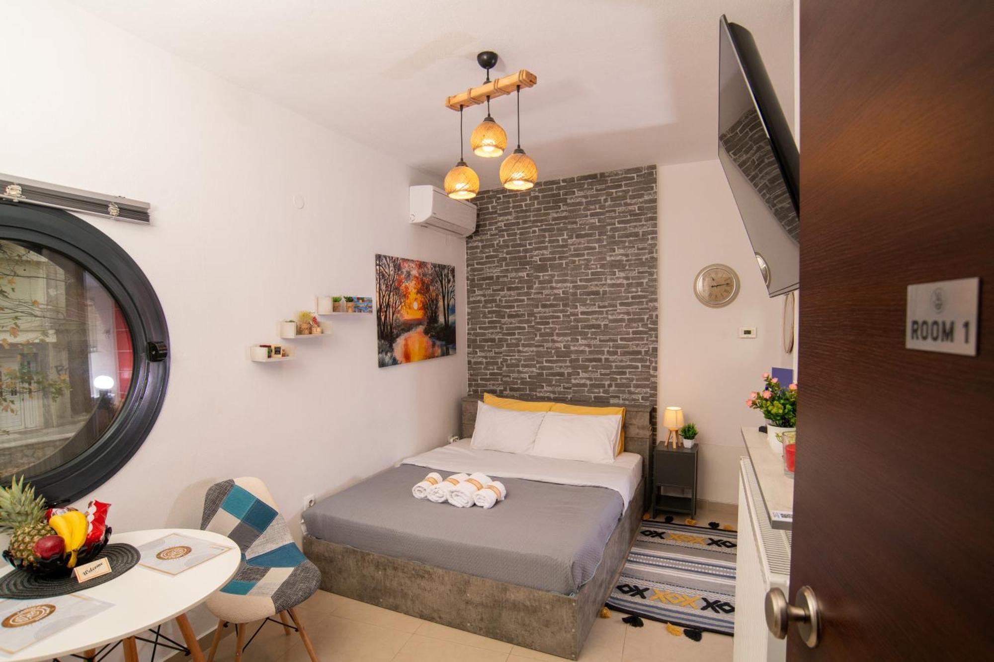Central & Riverfront Room 1 Едеса Екстер'єр фото